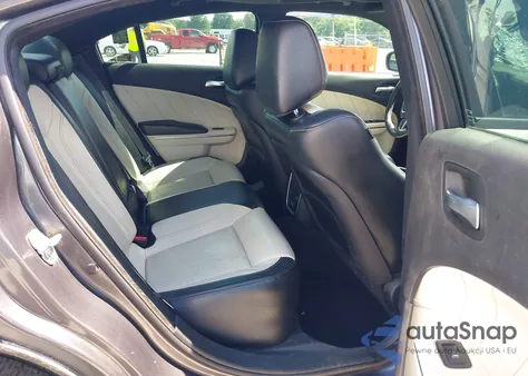 2016 Dodge Charger Sxt z USA, uszkodzony, nr VIN 2C3CDXJG5GH313335